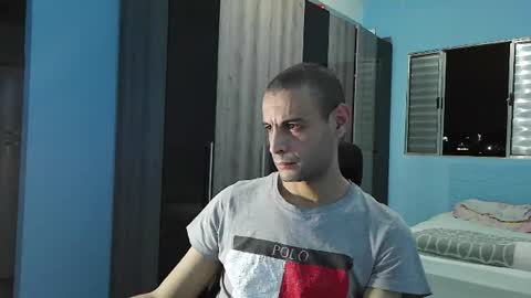 ronny online show from August 5, 9:42 pm