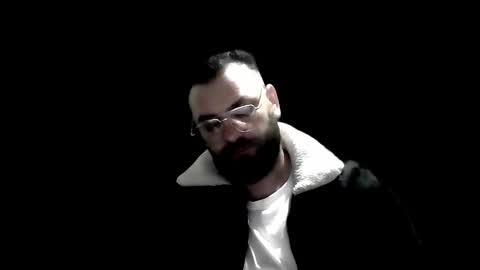 room21x online show from March 12, 6:26 pm