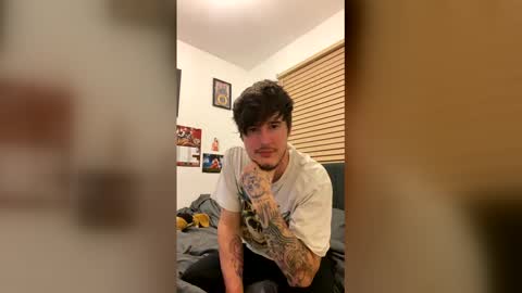 ross158609 online show from May 24, 1:33 am