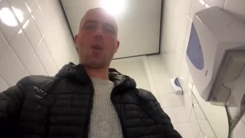 rotteei1 online show from February 3, 9:36 am