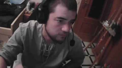 royer04 online show from October 12, 8:47 pm