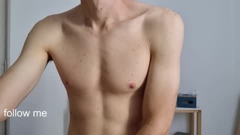 Roy online show from March 6, 8:06 pm