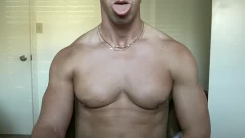 runfasterxo online show from November 28, 3:47 pm