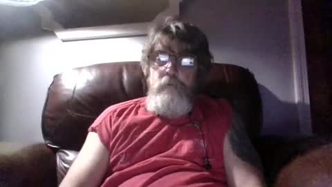 Snapshot of runningaround60 chatting on September 15, 1:41 am runningaround60 online show from September 15, 1:41 am