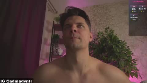 Adam online show from November 3, 4:31 pm