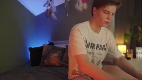 rusbradpitt online show from March 16, 10:08 am