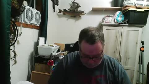 rwzar_1965 online show from June 15, 4:37 am