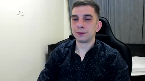 Andrew C. online show from April 15, 8:31 pm