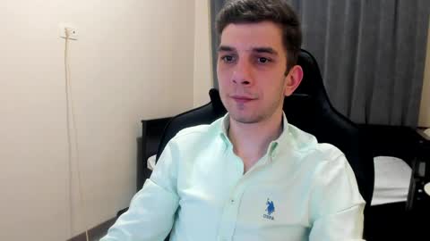 Andrew C. online show from April 10, 8:49 pm