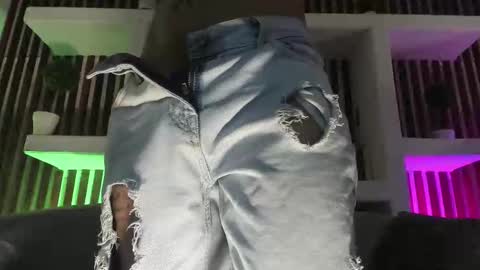 Snapshot of ryangreys01 chatting on September 27, 4:10 am Ryan online show from September 27, 4:10 am