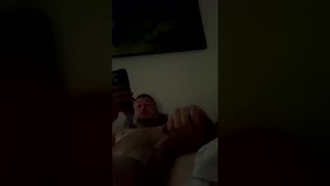 ryanmhoyt88 online show from June 22, 11:58 am