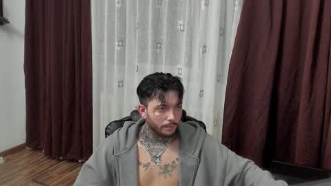 s1nmaster online show from December 3, 7:53 pm