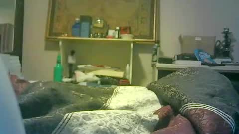 Snapshot of s4h4r4_fir3 chatting on October 6, 4:28 am W4TER FIR3 online show from October 6, 4:28 am