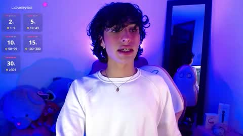 Santi  online show from September 23, 3:17 am