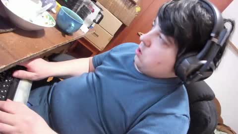 1141323  my Lord Mister Max   moms treasure online show from April 1, 7:11 pm