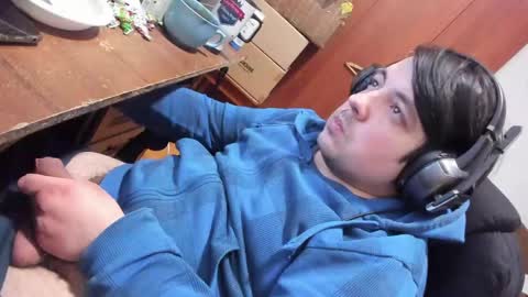 1141323  my Lord Mister Max   moms treasure online show from April 27, 8:14 pm
