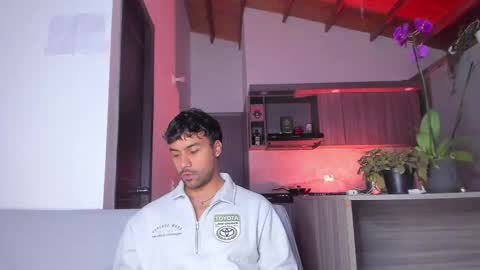 Sag online show from January 8, 2:50 am