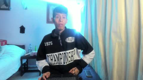 saint boy online show from December 23, 3:26 am