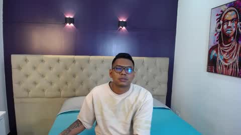 Saipadpuer30 online show from February 4, 3:33 am