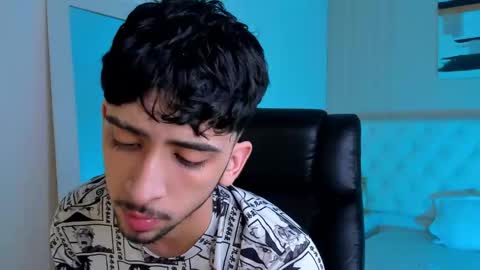 salvatore  online show from September 23, 8:30 pm