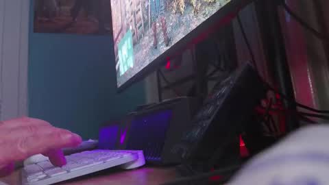 sam2474 online show from March 24, 6:13 pm