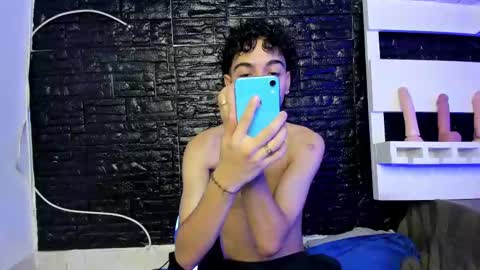 sam__cute online show from February 21, 8:05 pm
