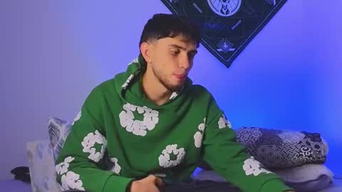 samevansx online show from October 29, 11:07 pm