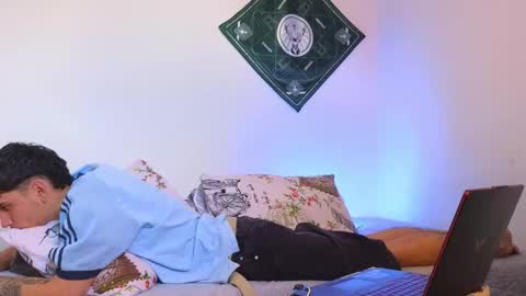 samevansx online show from January 17, 5:27 pm