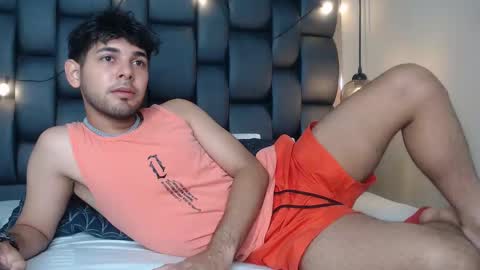 Snapshot of samir_bear chatting on February 3, 12:03 pm Samir online show from February 3, 12:03 pm