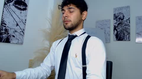 Snapshot of samir_bear chatting on January 8, 12:58 pm Samir online show from January 8, 12:58 pm