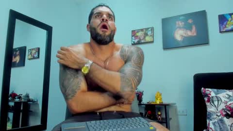 Snapshot of samir_hazard chatting on October 25, 9:16 pm samir_hazard online show from October 25, 9:16 pm
