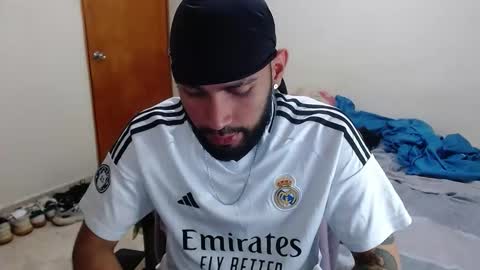 Snapshot of samir_music_ chatting on October 26, 7:05 pm samir_music_ online show from October 26, 7:05 pm