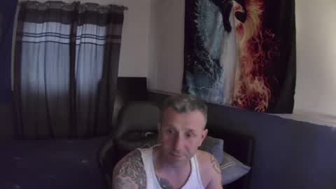 sammiboi38 online show from June 22, 8:46 pm