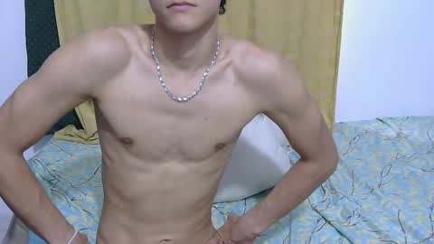 samuel_hills_ii online show from February 6, 8:50 pm