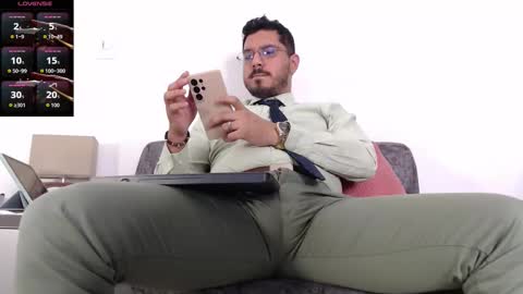  Samuel Coopper  online show from December 19, 5:21 pm