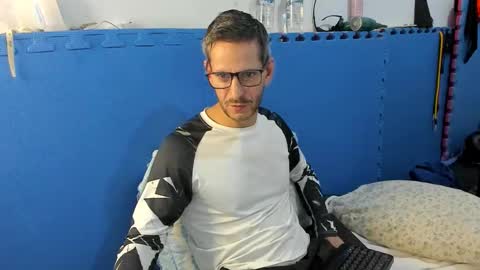 samuraijiu online show from September 29, 11:44 pm