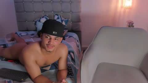 samxx_muscle online show from September 28, 3:54 pm