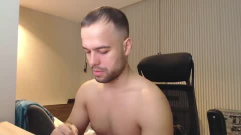 DeAlex online show from December 9, 11:47 am