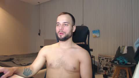 DeAlex online show from March 2, 11:19 am