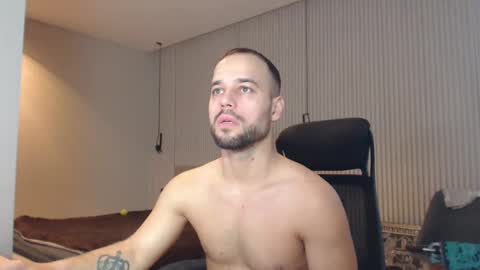 DeAlex online show from February 19, 9:39 am