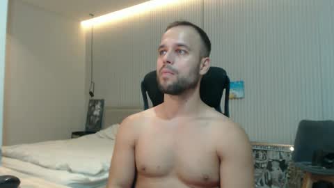 DeAlex online show from September 9, 1:43 pm