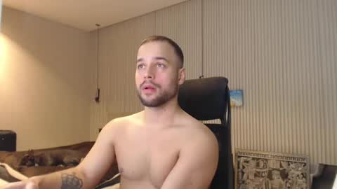 DeAlex online show from December 15, 10:50 am