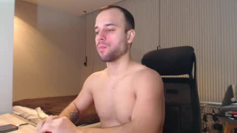 DeAlex online show from March 8, 11:44 am