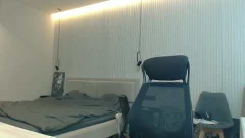 DeAlex online show from October 14, 9:27 am