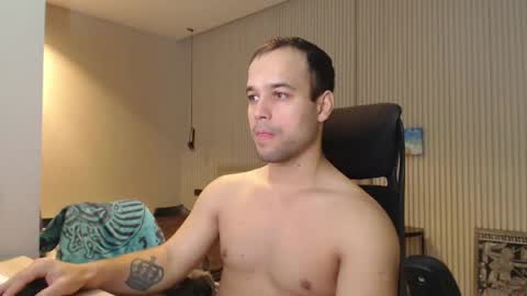 DeAlex online show from December 3, 10:04 am