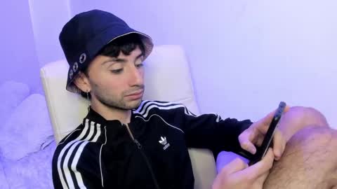 Santi online show from January 12, 4:08 pm