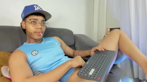 Santiago online show from November 8, 3:10 am