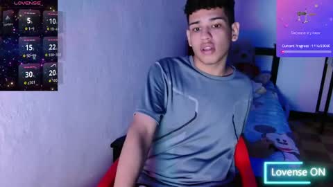 santi online show from April 13, 10:32 pm