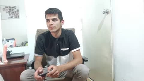 Santiago Ibrahim online show from February 20, 8:25 pm