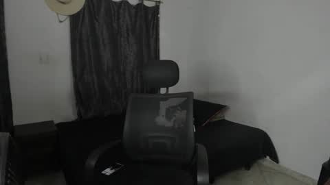 Julius Novachrono  online show from March 19, 11:08 pm